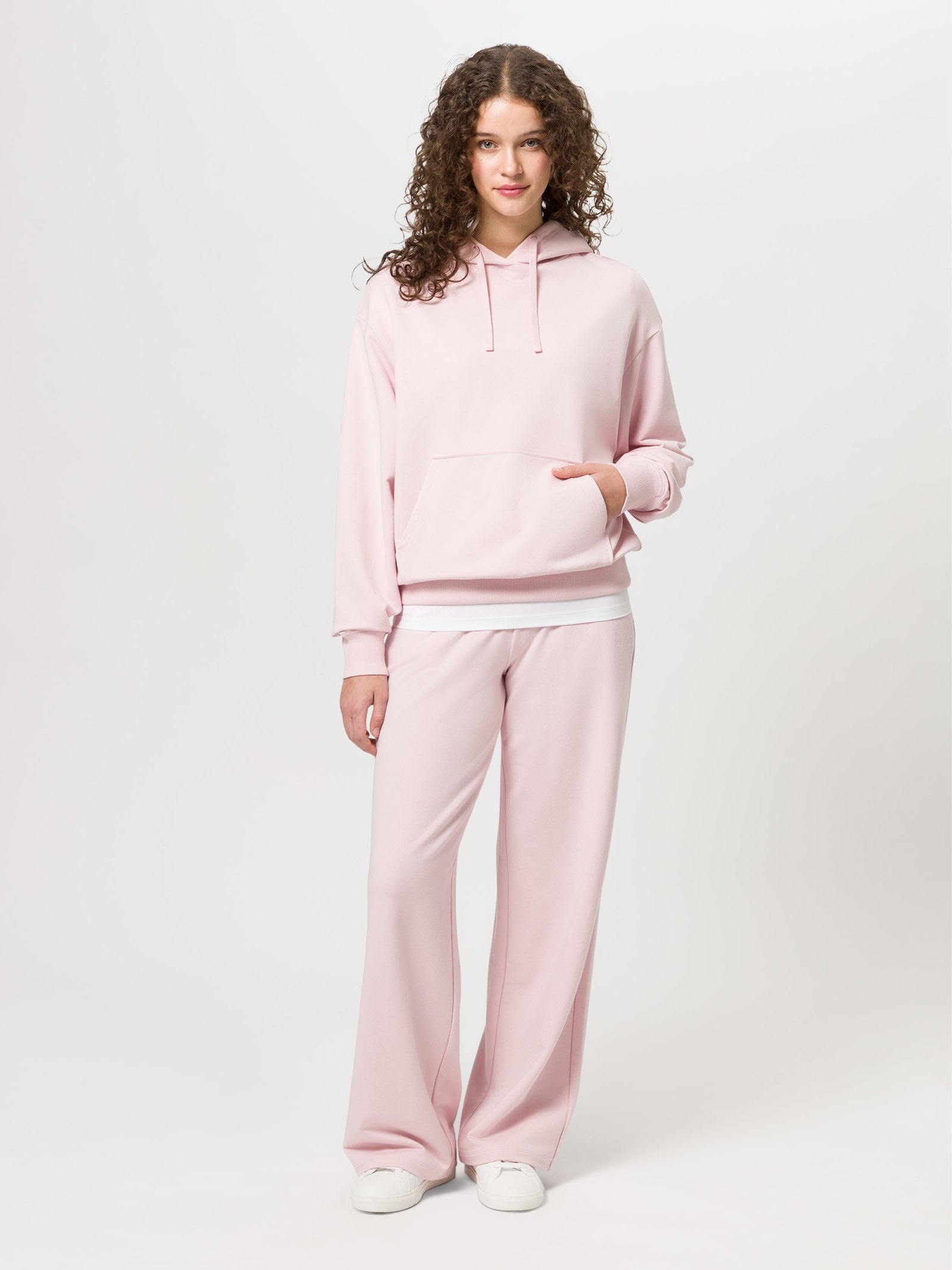 Le set Bonniee hoodie et pantalon