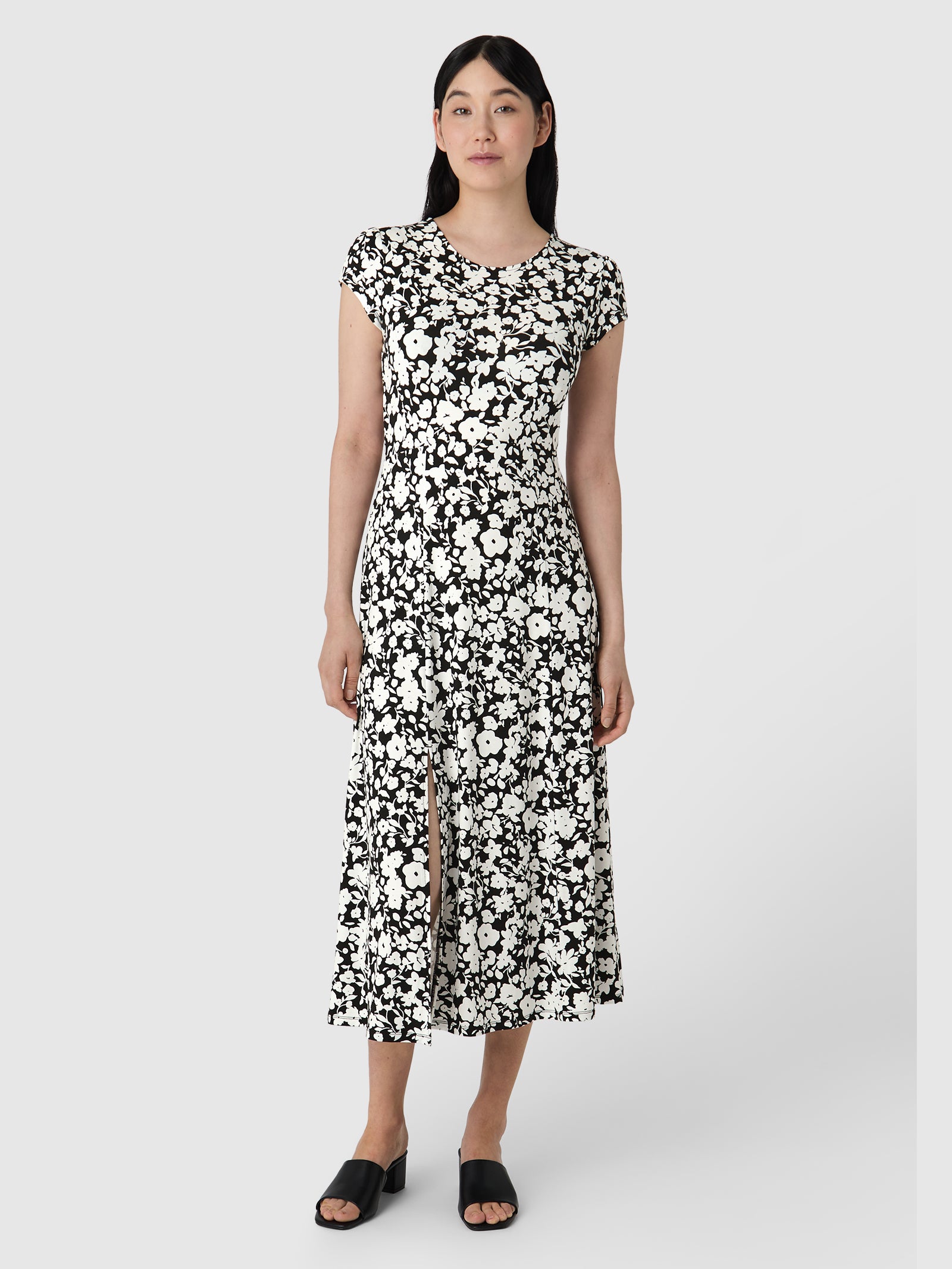 Flower AOP Black