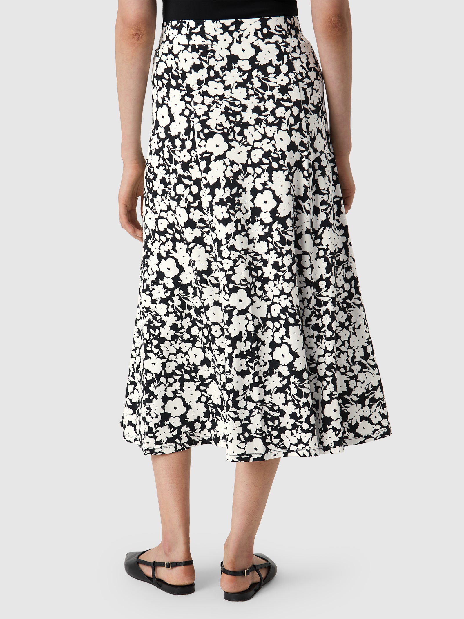 Flower AOP Black