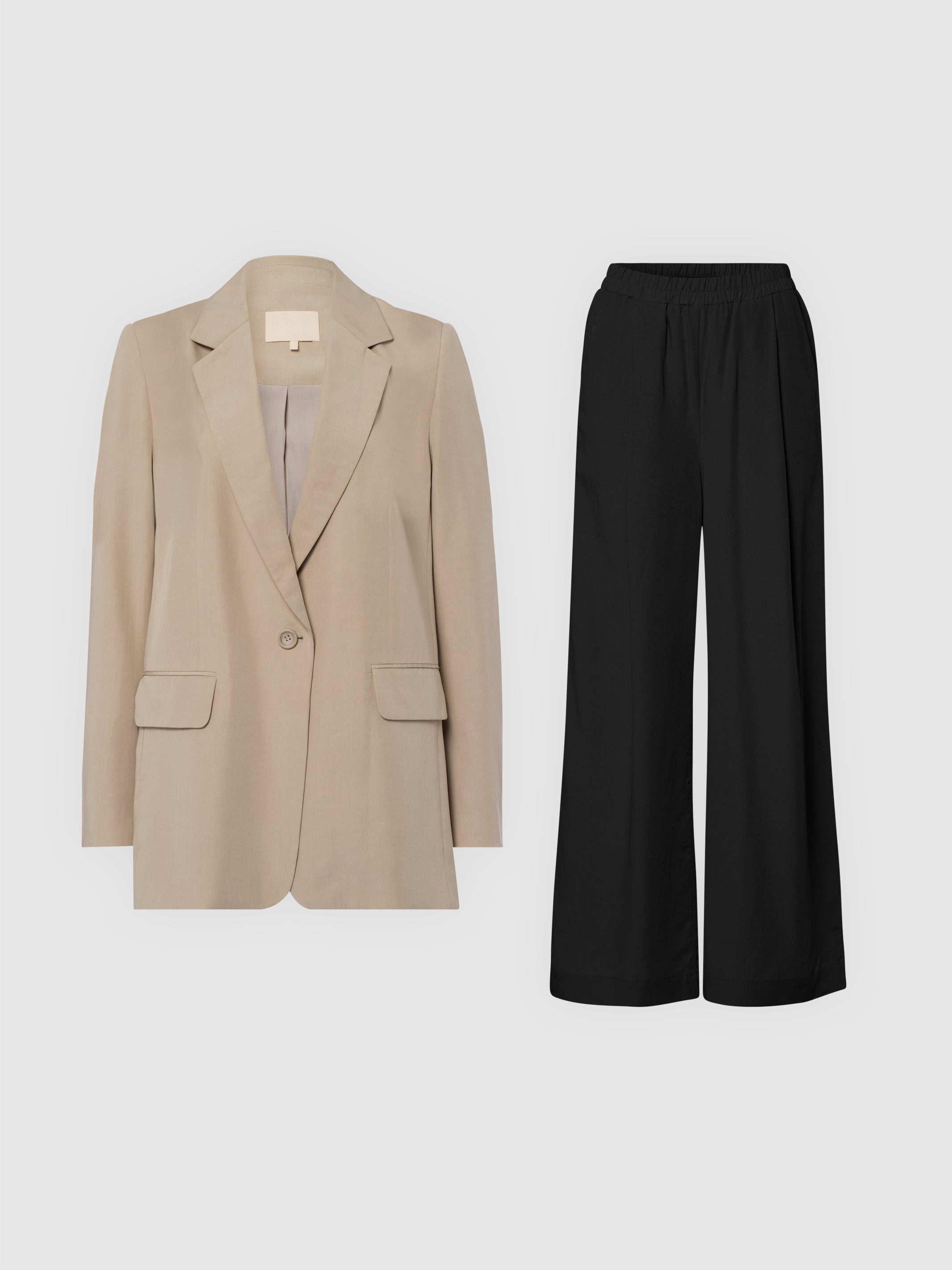 Le set pantalon Georgiaa et blazer Lucille