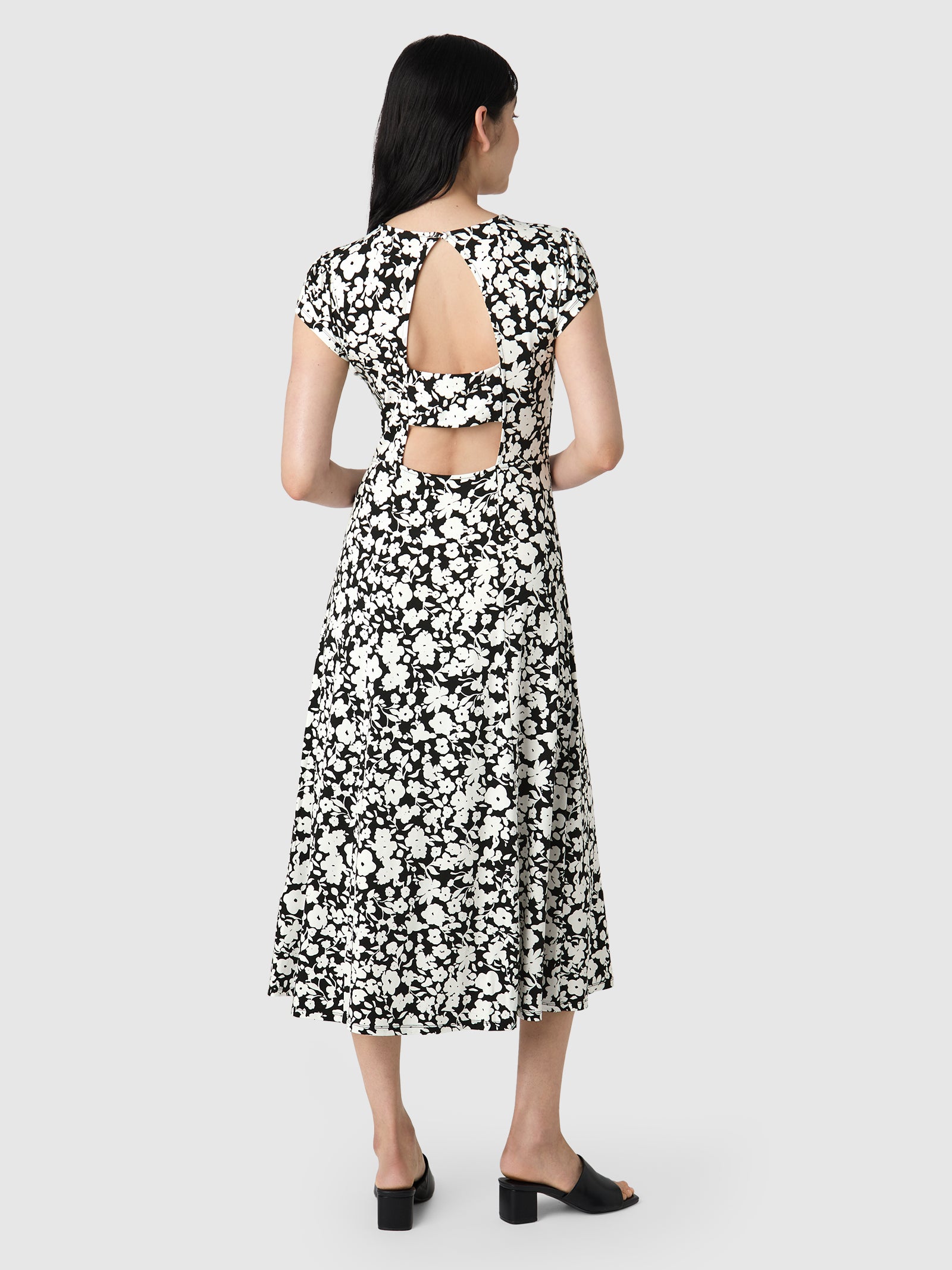 Flower AOP Black