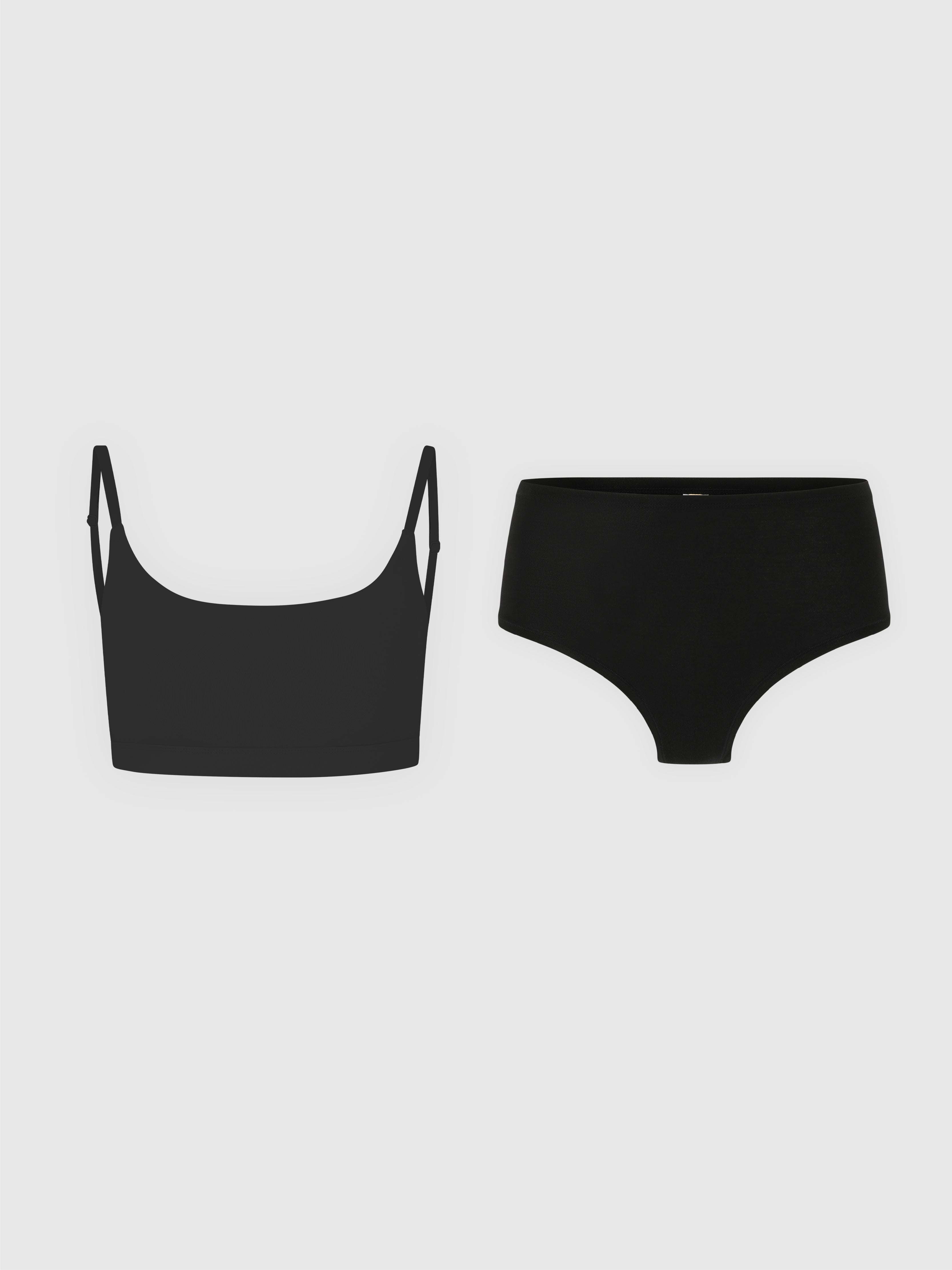Le set Roryy brassière et culotte taille-haute